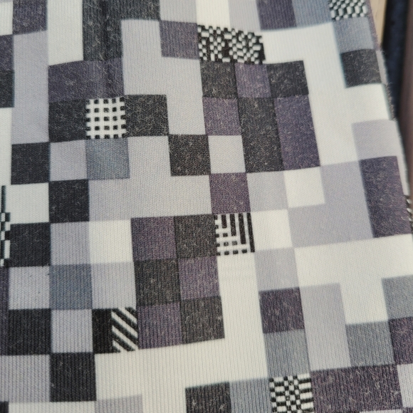 Black, White + Grey Checkered Pro Leggings | Size XS or S | Nike Pro - Picture 2 of 6